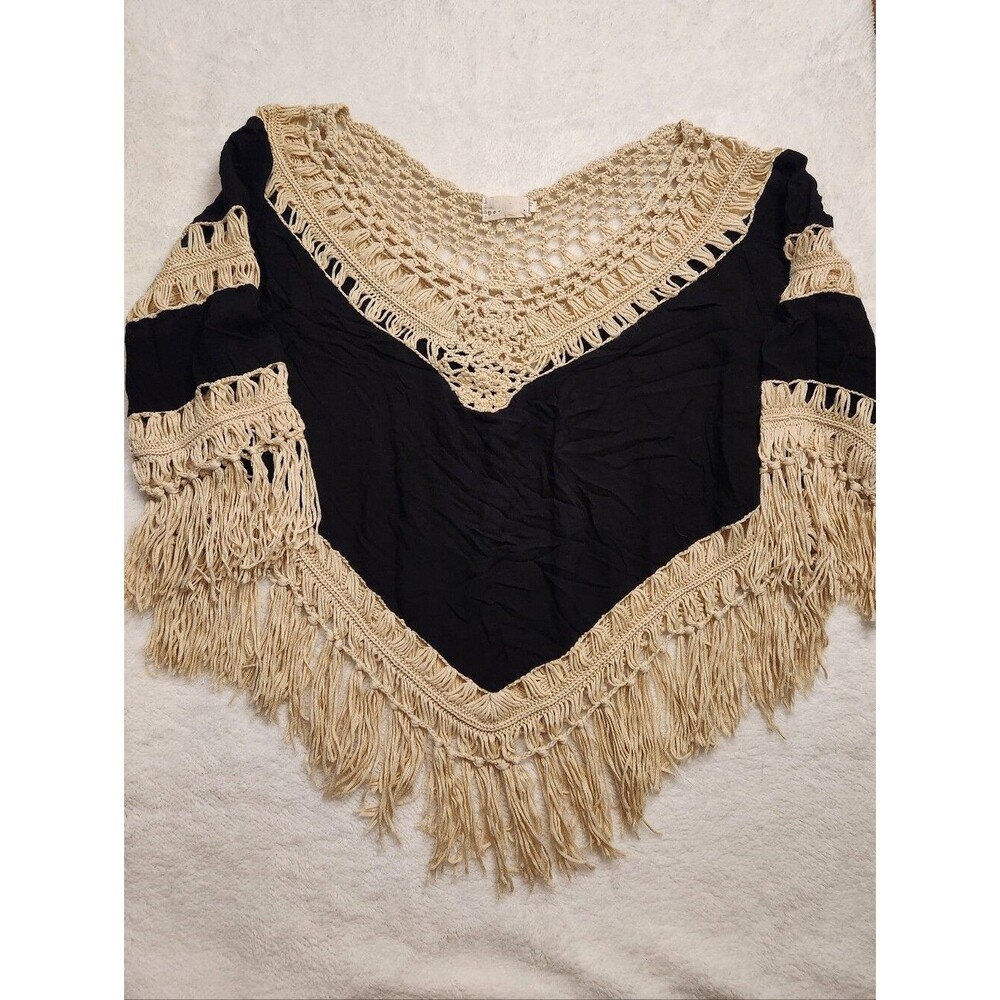 Dreamers Boho crochet and fringe scarf top in black and ivory Size XL
